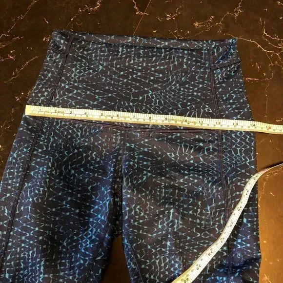 Lululemon - Picture 7 of 8